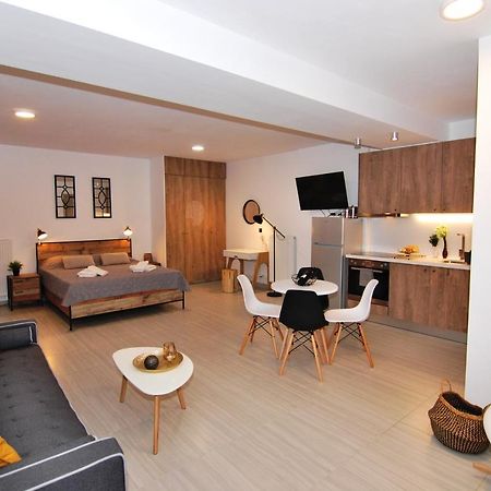 Brand New Cozy Basement Apartment Аргостолион Экстерьер фото