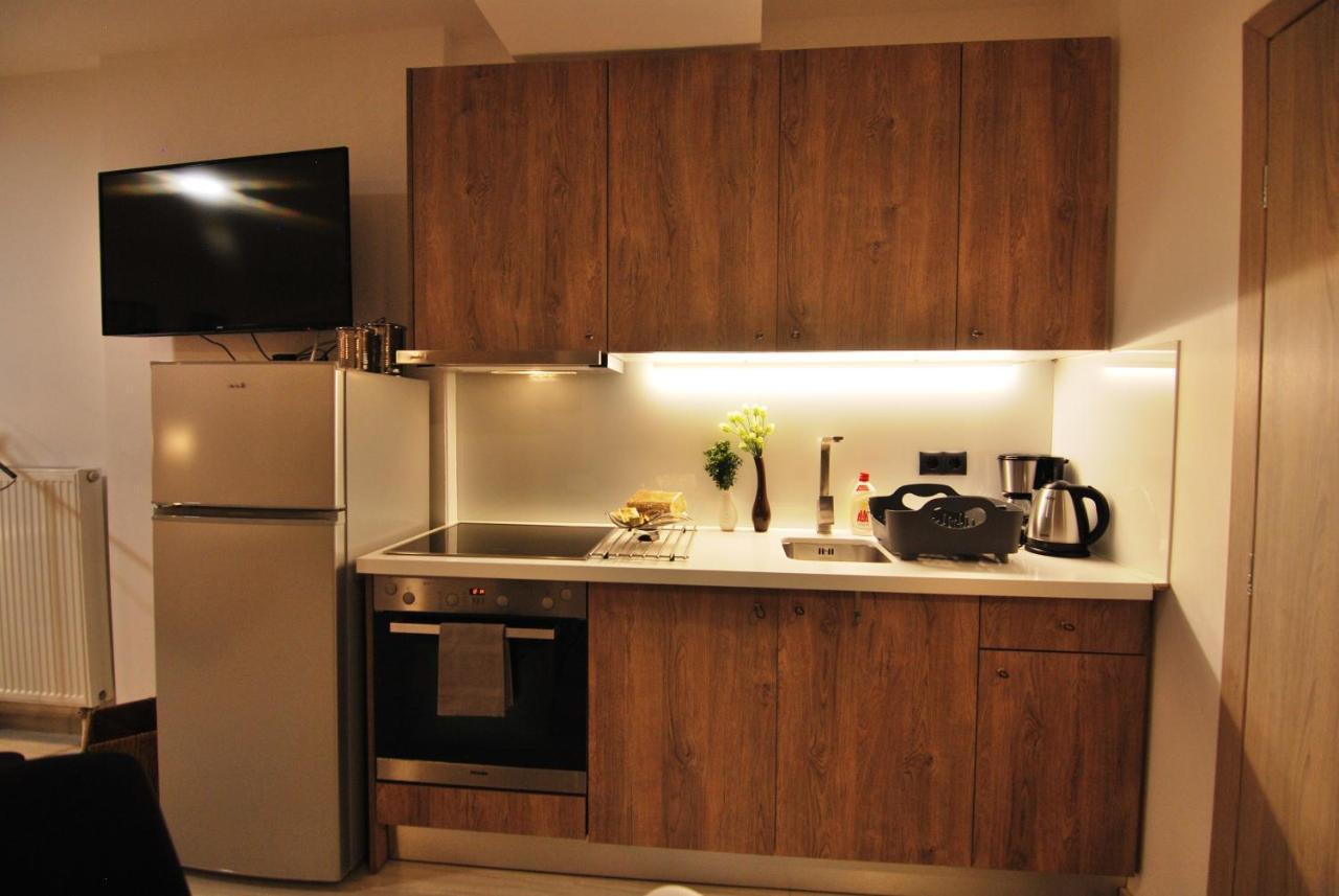 Brand New Cozy Basement Apartment Аргостолион Экстерьер фото