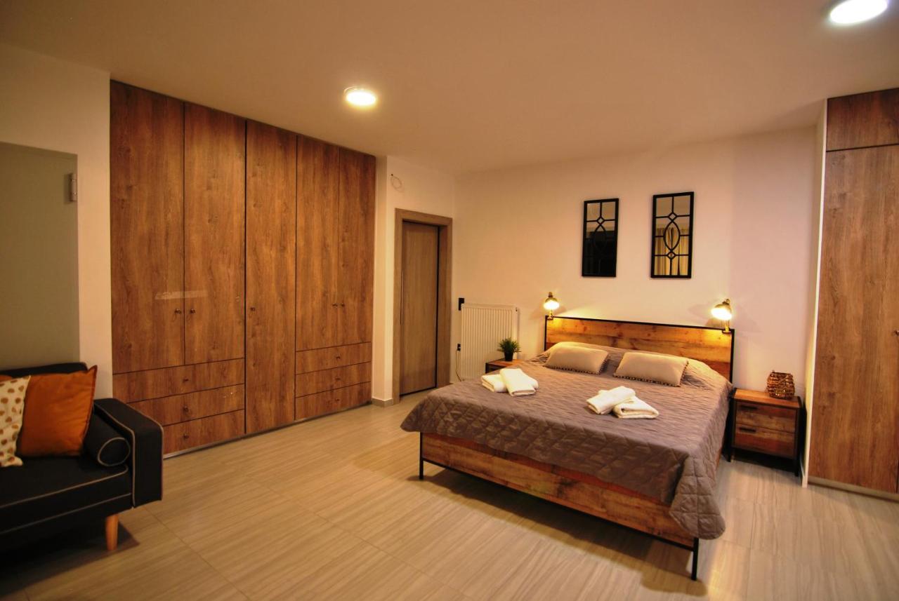 Brand New Cozy Basement Apartment Аргостолион Экстерьер фото