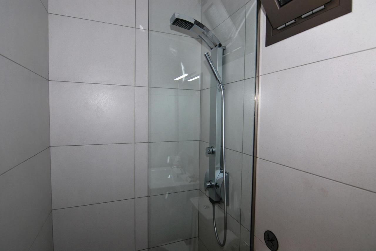 Brand New Cozy Basement Apartment Аргостолион Экстерьер фото